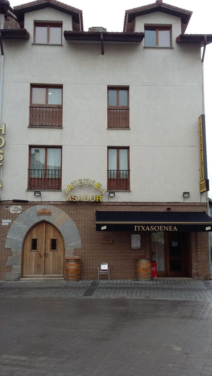 Hostal Itxaso-Enea Аойс Экстерьер фото